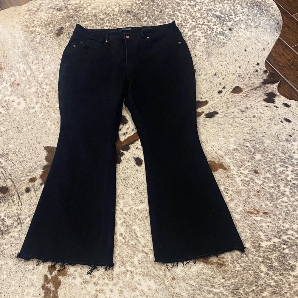 Judy Blue Black Flare Jeans